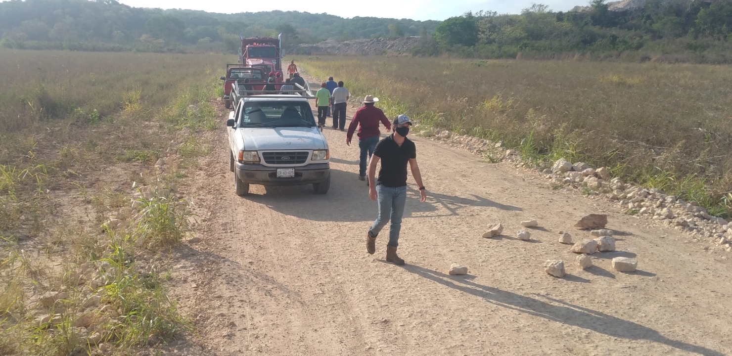 Tren Maya: Ejidatarios de Tenabo bloquean extracción de sascab