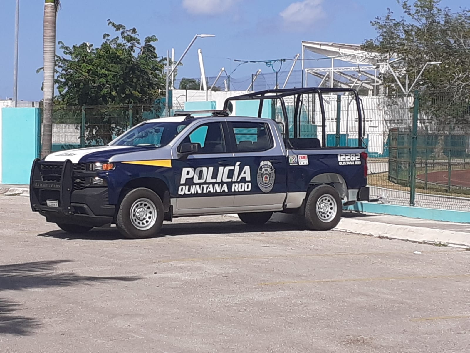 Patrulla de la Policía Estatal atropella a una mujer en Cozumel