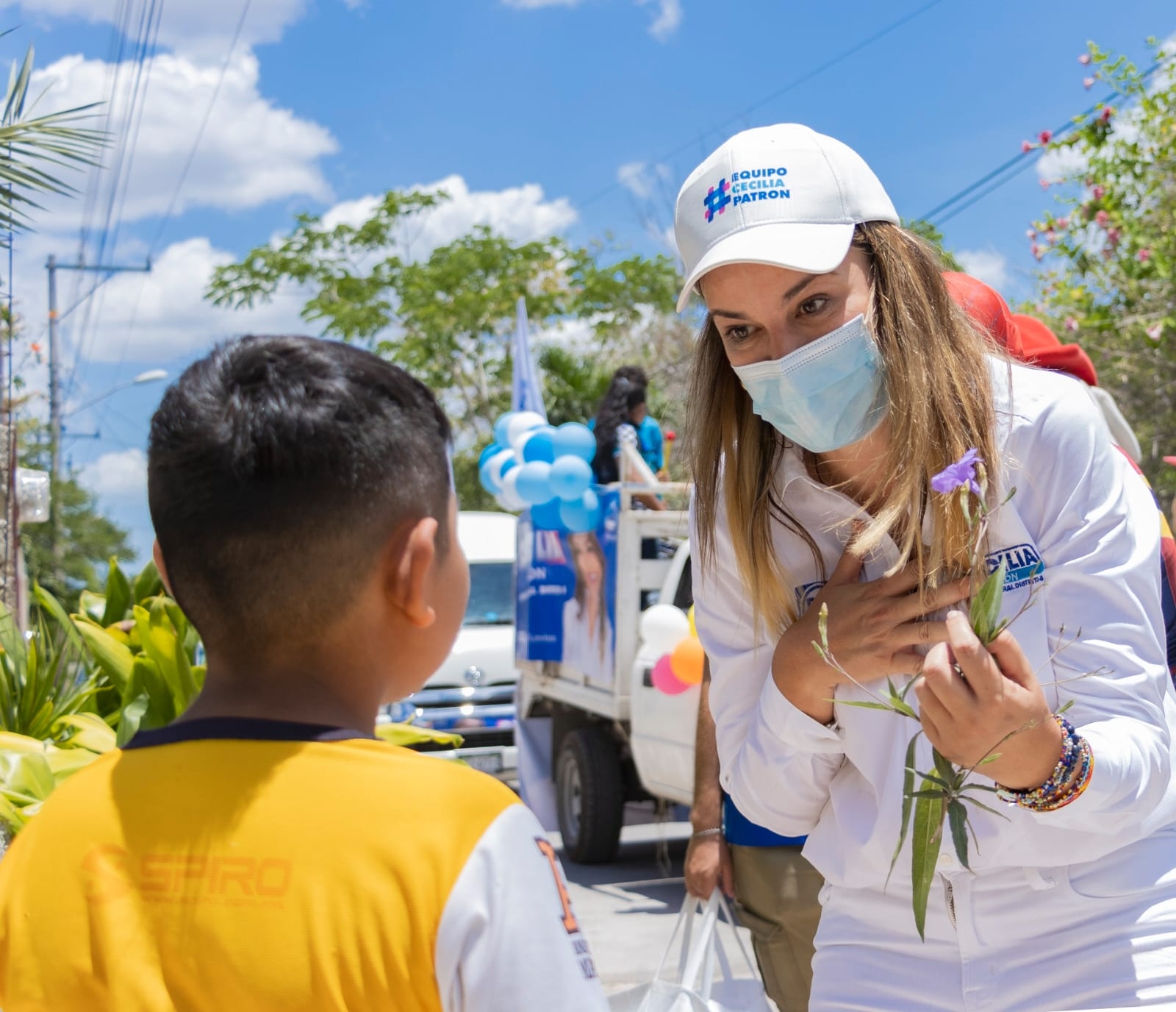 Elecciones Yucatán: Cecilia Patrón celebra a niños y adultos en Chablekal