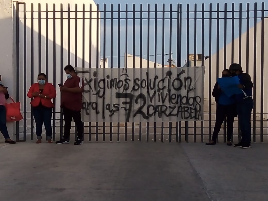 Toman oficinas del Infonavit en Campeche por incumplimiento de grupo Carzabela: VIDEO