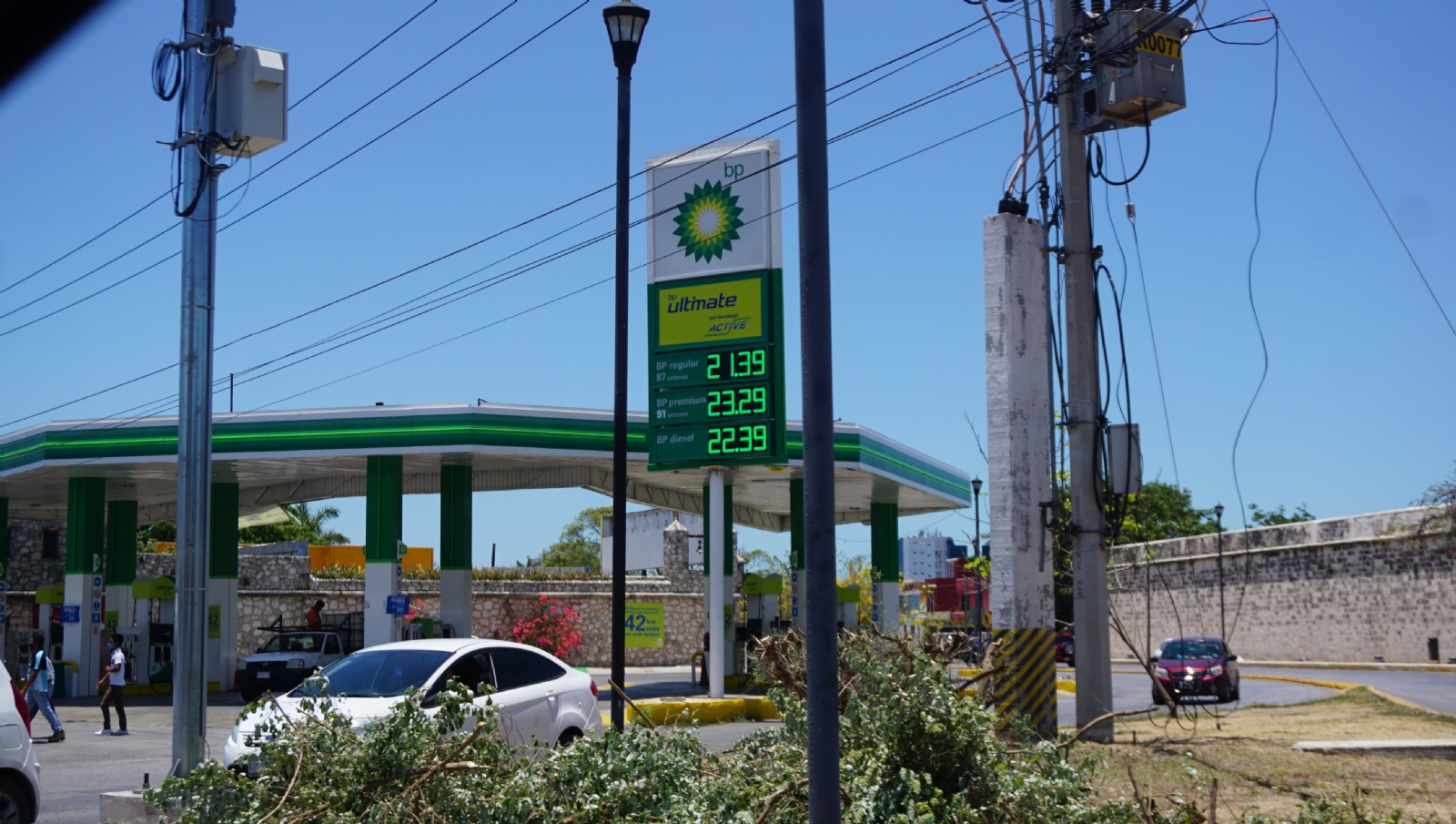 Campeche tiene las gasolinas más caras, con precios que oscilan desde los 19.69 hasta los 21.99 pesos