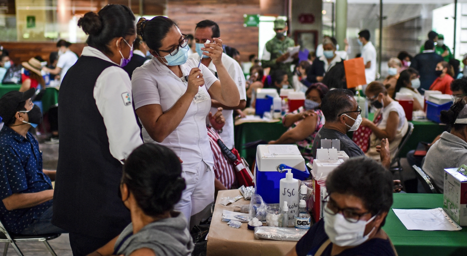 México registra un total de 220 mil 489 muertes por COVID-19