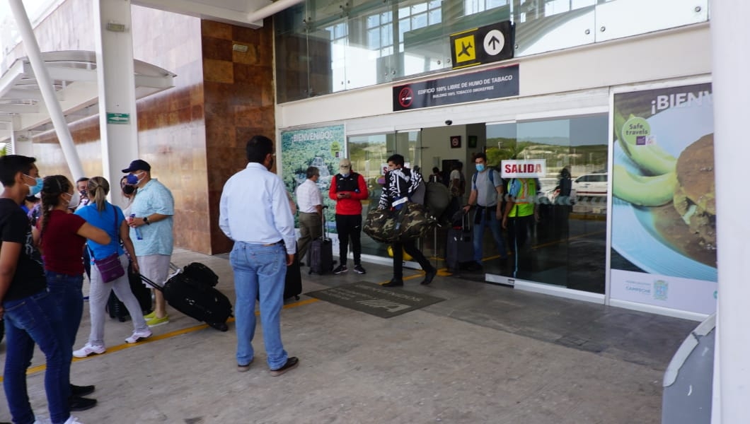 Aeropuerto de Campeche sin reforzar medidas tras casos positivos