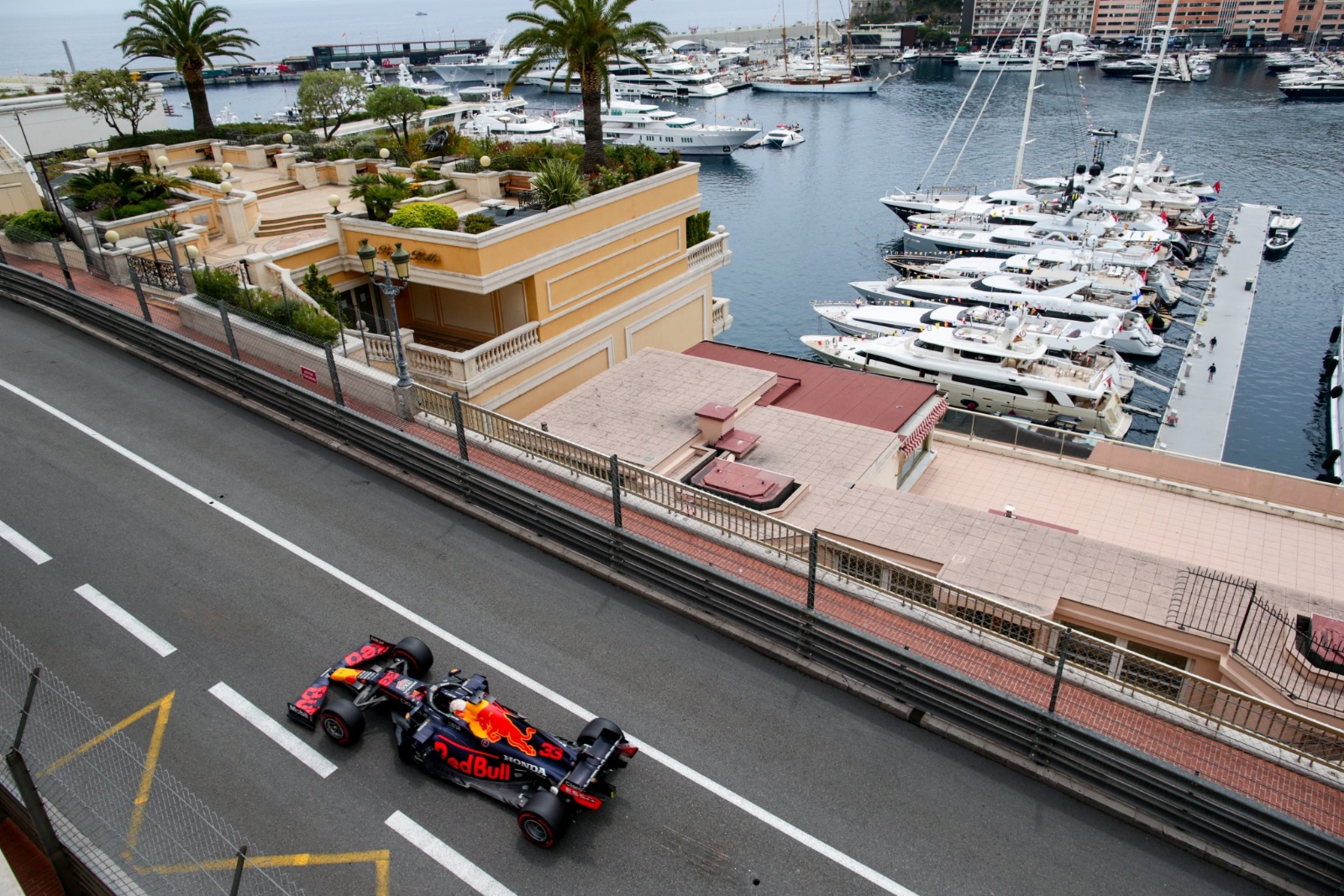 F1: 'Checo' Pérez califica con un amargo noveno lugar para el GP de Mónaco