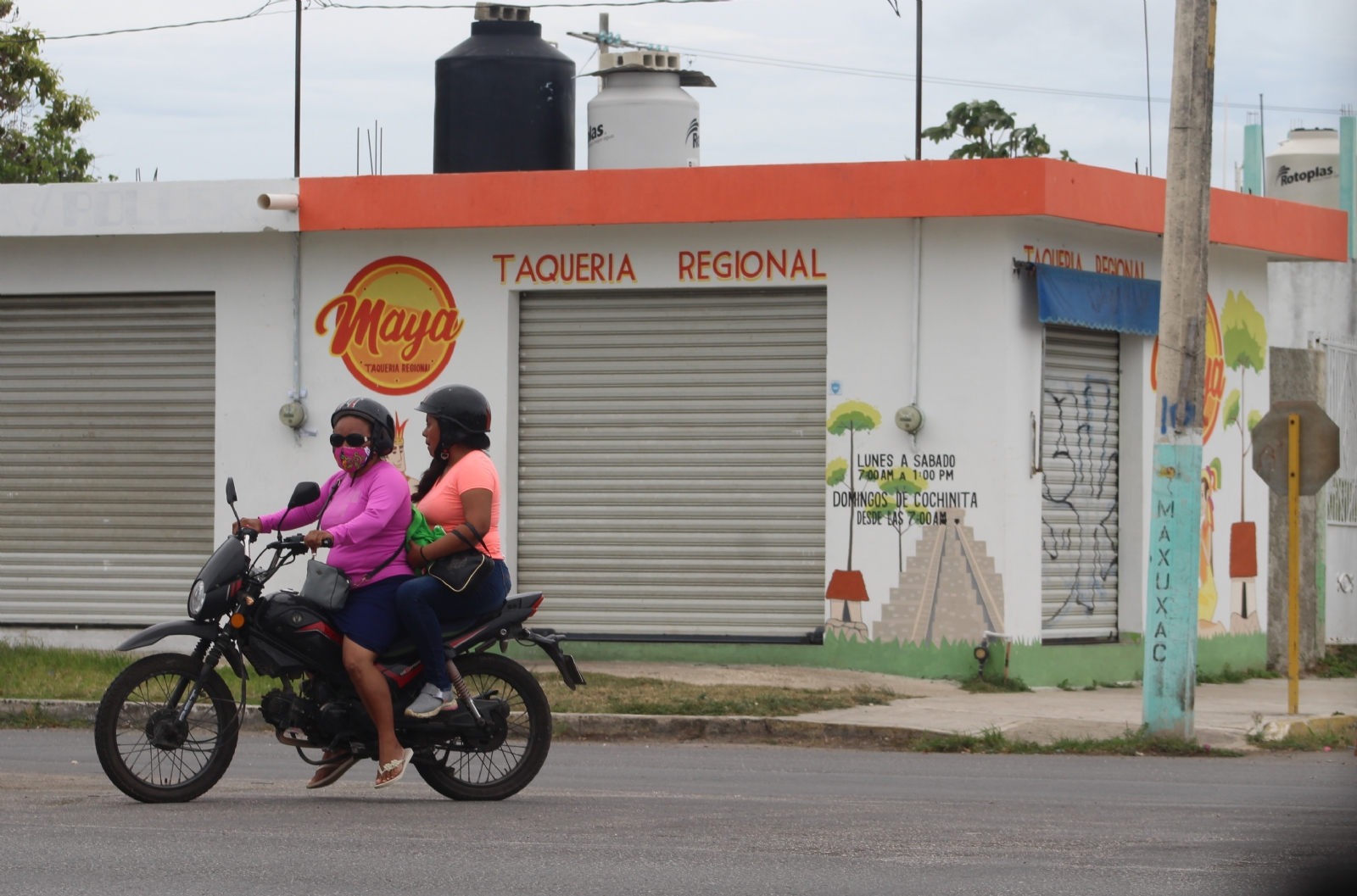 Cierran 300 negocios locales en Chetumal tras crisis generada por el COVID-19