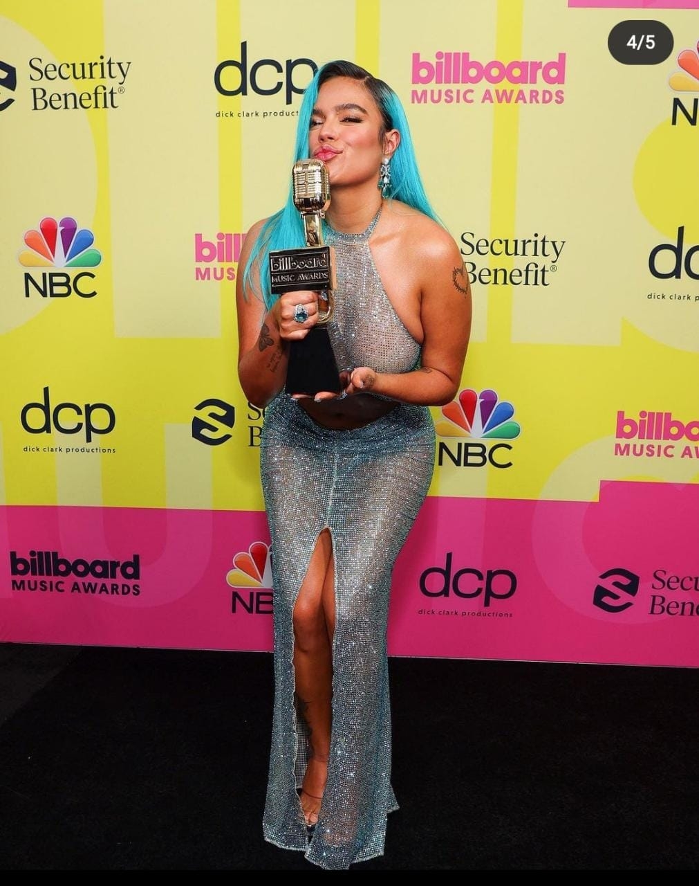 Karol G gana el premio a la mejor artista latino del año en Billboard