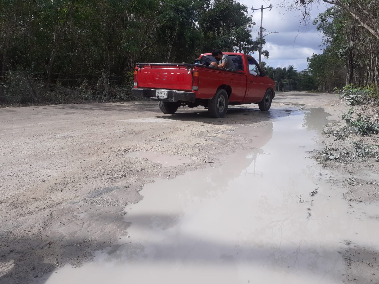 Elecciones Quintana Roo: Habitantes exigen a candidatos de Cozumel pavimentación de calles