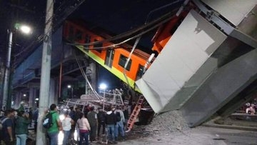 Momento exacto en que cae el tren del Metro Olivos Línea 12: VIDEO