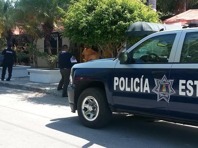 Ladrones entran por un boquete a robar al interior de una vinatería en Chetumal