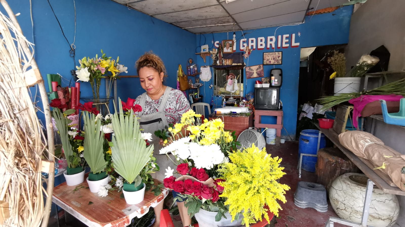 Florista teme cerrar su negocio ante las pocas ventas que tiene en Ciudad del Carmen