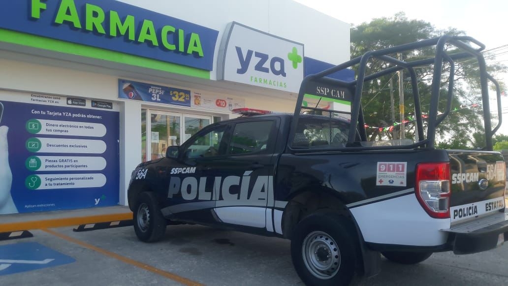 Hombre roba  farmacia Yza amenazando a los empleados con arma blanca