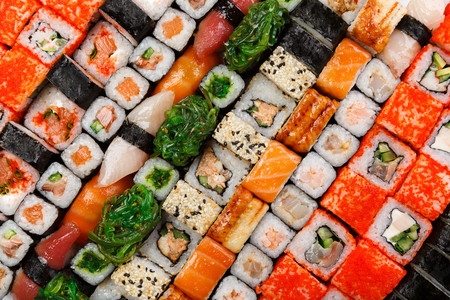 ¿Cuál es el origen del sushi, el platillo más reconocido de Japón?
