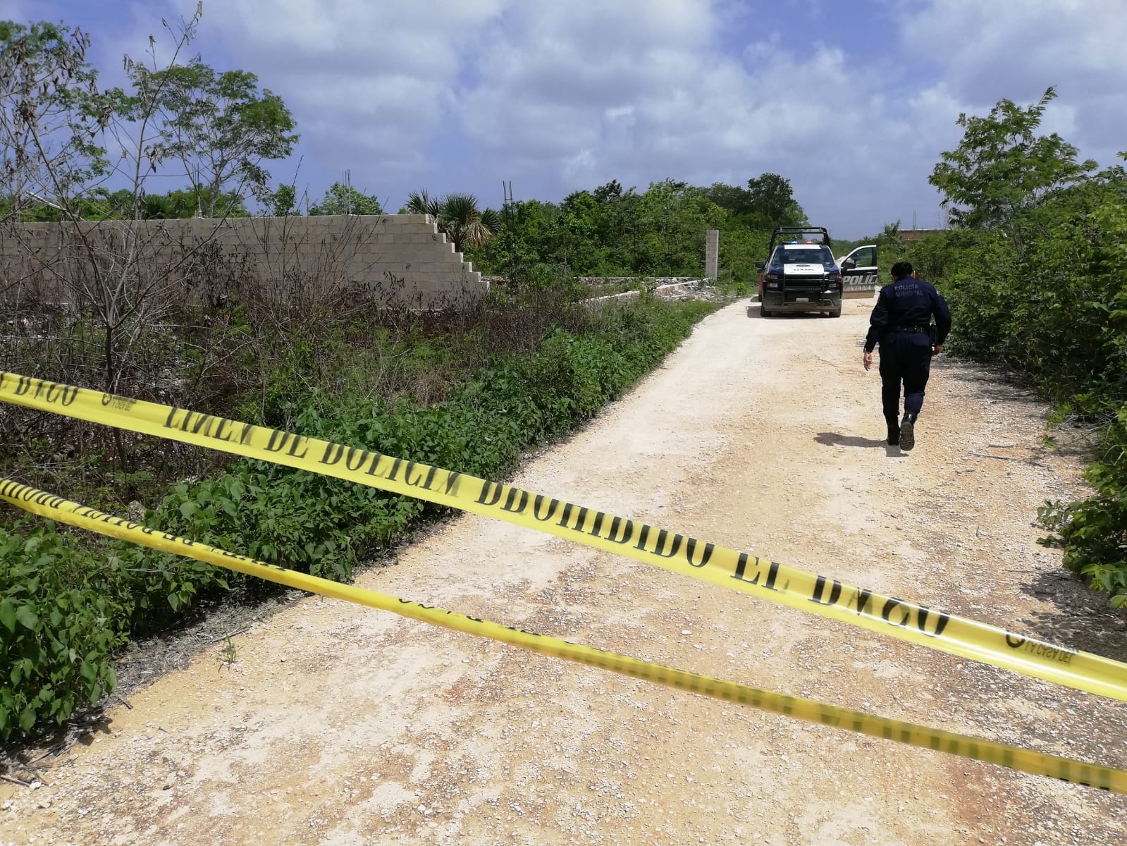 Encuentran cadáver de presunto taxista en la colonia El Milagro de Cancún