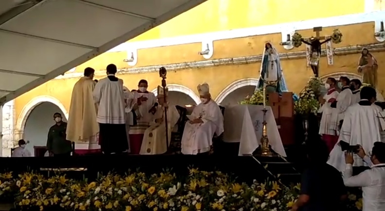Fermín Sosa Rodríguez recibe ordenación episcopal en Izamal: VIDEO