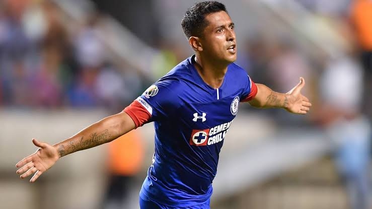 Elías Hernández deja al Cruz Azul tras ser campeón de la Liga MX