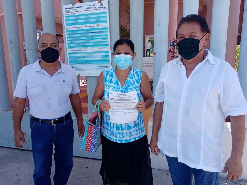 Jubilados petroleros denuncian falta de medicinas en hospital de Pemex en Ciudad del Carmen