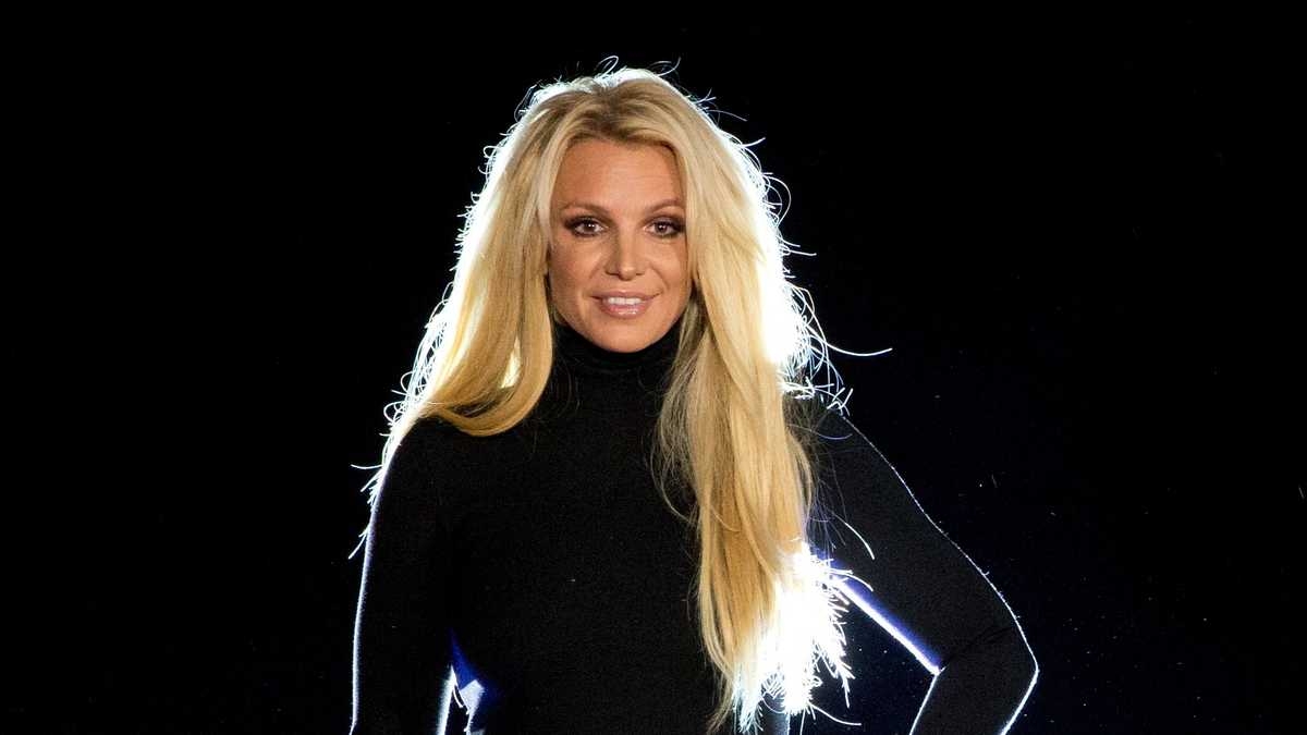 Con nuevo abogado y entre lágrimas, Britney Spears pide que su padre sea acusado de abuso de tutela
