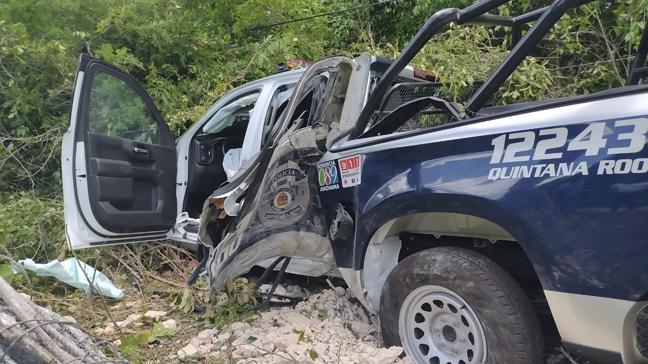 Policías sufren aparatoso accidente en Felipe Carrillo Puerto, Quintana Roo