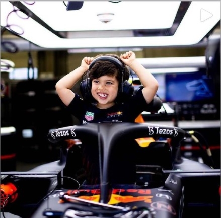 Hijo de Checo Pérez ya se siente parte de la escudería de Red Bull