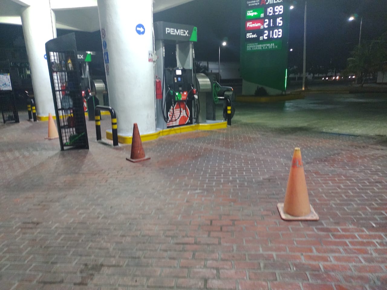Chetumal registra desabasto de gasolina por paro de labores en Pemex