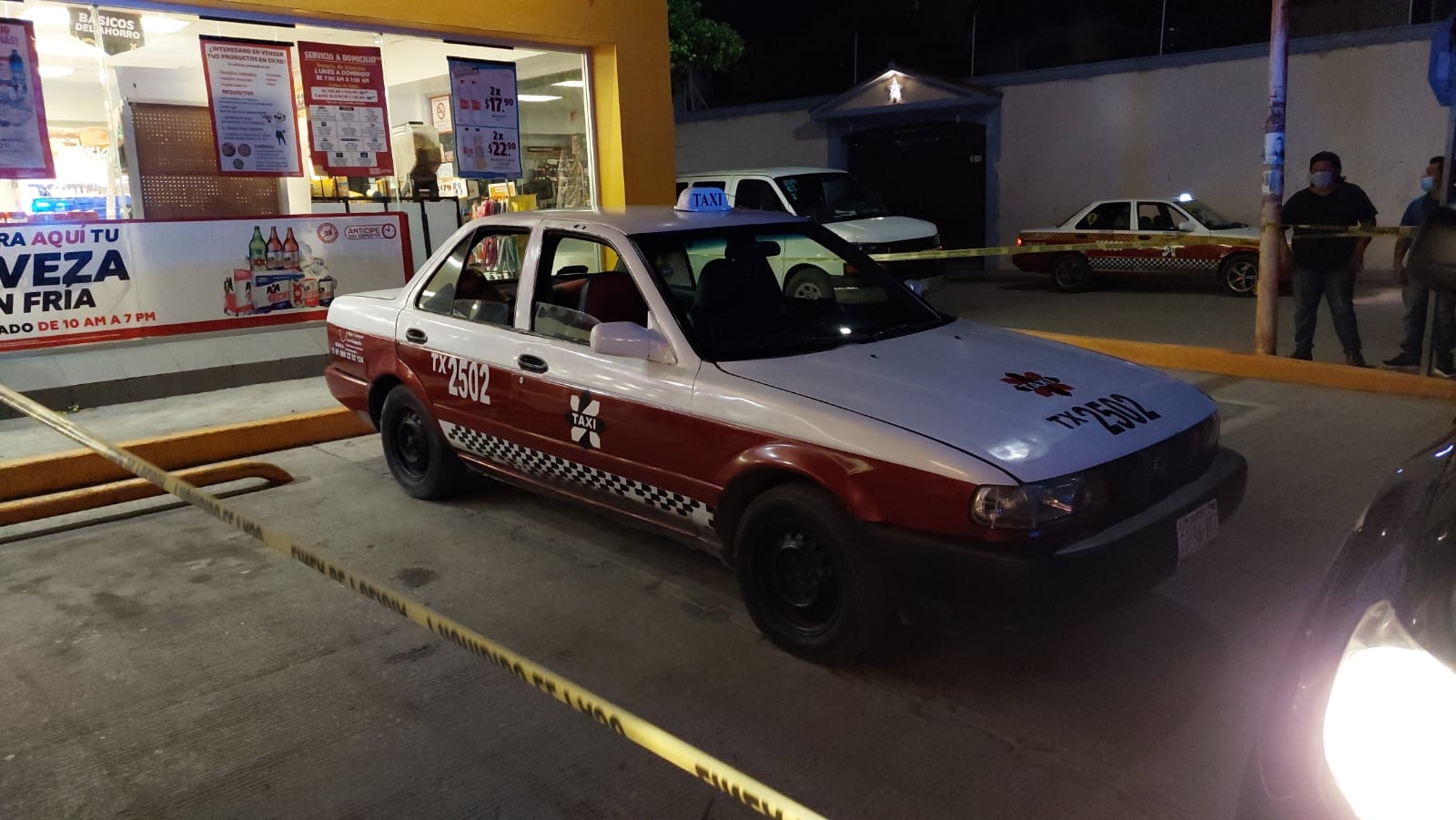 Hombre muere al interior de un taxi en Ciudad del Carmen, Campeche
