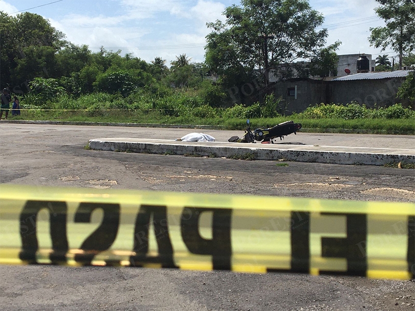 Muere joven embarazada tras caer de una motocicleta en Campeche