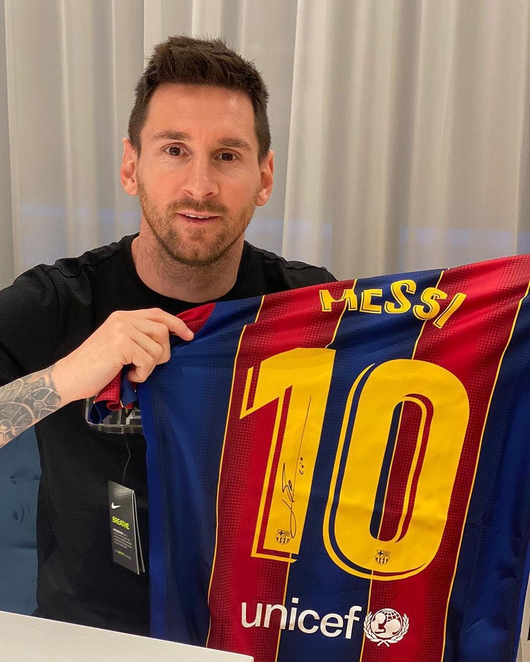 Messi es jugador libre al no renovar contrato con el Barcelona