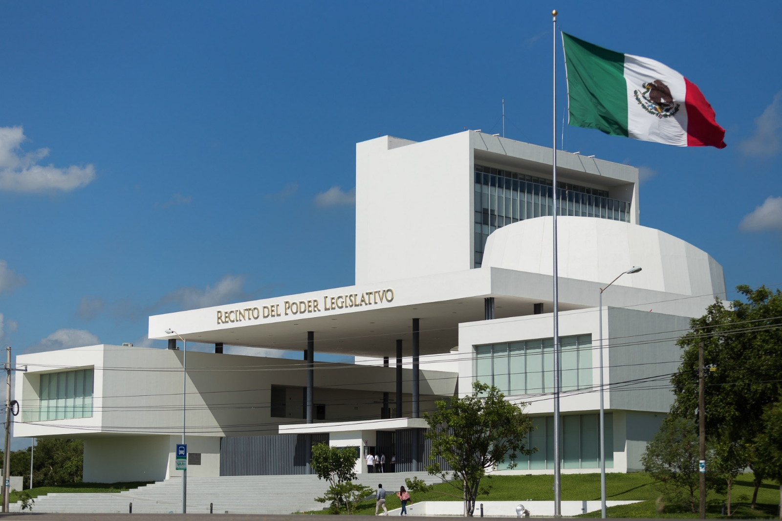 Reclaman al Congreso de Yucatán por decir no al matrimonio igualitario
