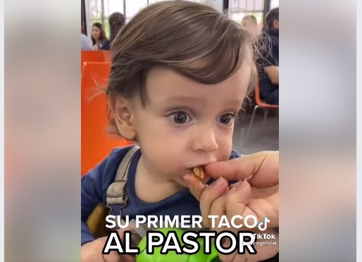 Bebé prueba por primera vez un taco de pastor y así fue su inesperada reacción: VIDEO