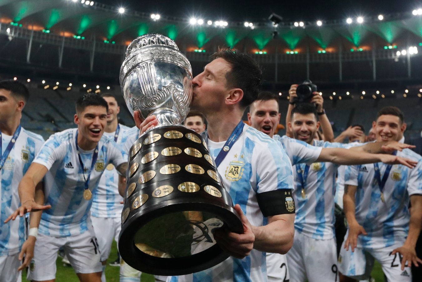 Argentina derrota a Brasil y es Campeón de la Copa América 2021