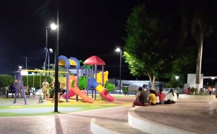Padres piden clausurar parques públicos en José María Morelos, Quintana Roo