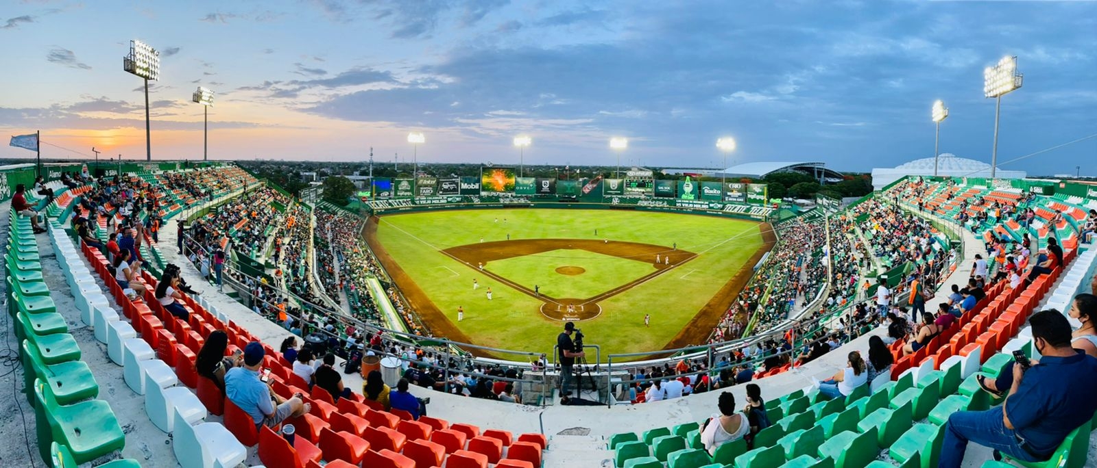 Tigres de Quintana Roo jugará 'serie de fieras' en el Parque Kukulkán de Mérida