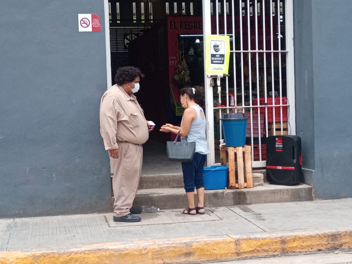 Mercado de Escárcega, Campeche, refuerza protocolos sanitarios de COVID-19