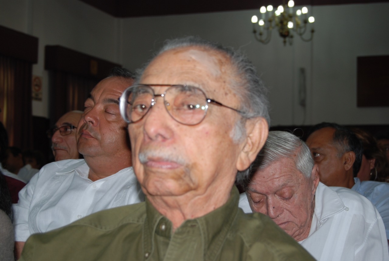 Muere exgobernador de Campeche Carlos Pérez Cámara
