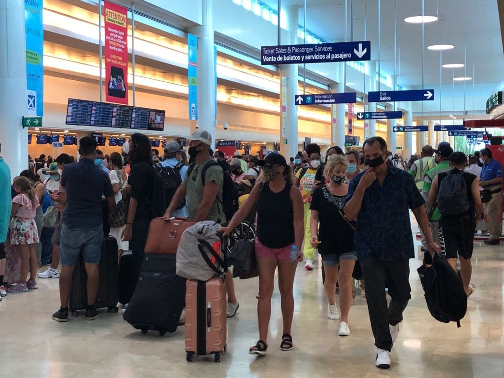 Aeropuerto de Cancún programa 441 vuelos en sus terminales