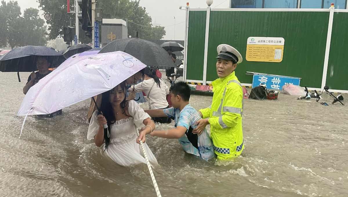 Lluvias torrenciales e inundaciones en China dejan al menos 25 muertos
