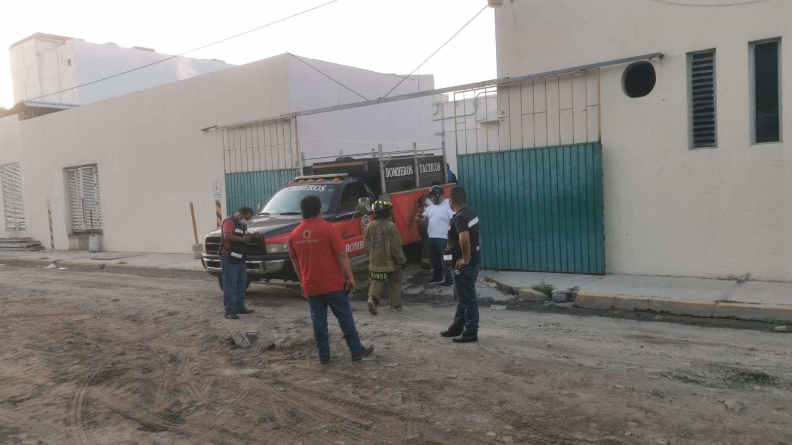 Desalojan a pacientes del IMSS de Ciudad del Carmen por conato de incendio