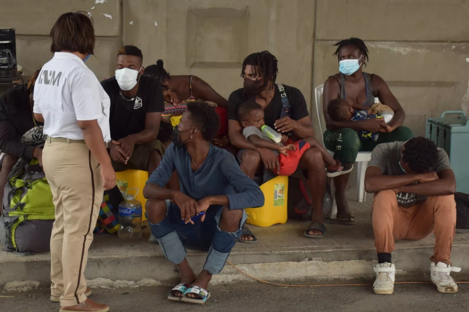 Rescatan a más de 70 migrantes ilegales en siete municipios de Veracruz