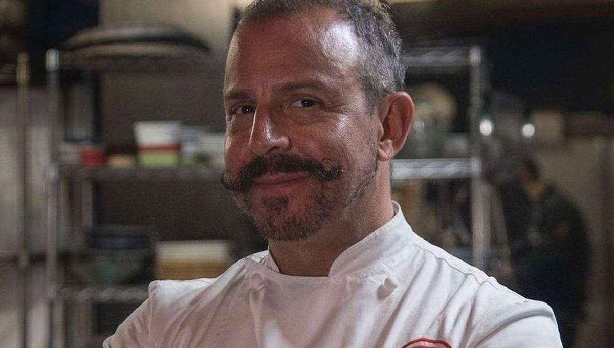 Demandan al chef Benito Molina por abuso de poder y hostigamiento