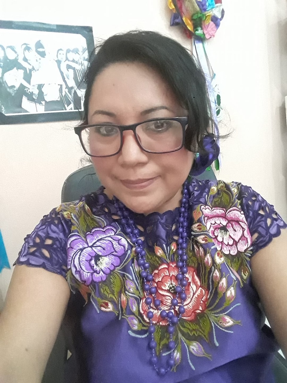 La activista maya, originaria de Felipe Carrillo Puerto, declaró que ella misma sufrió discriminación hasta por usar un Hipil