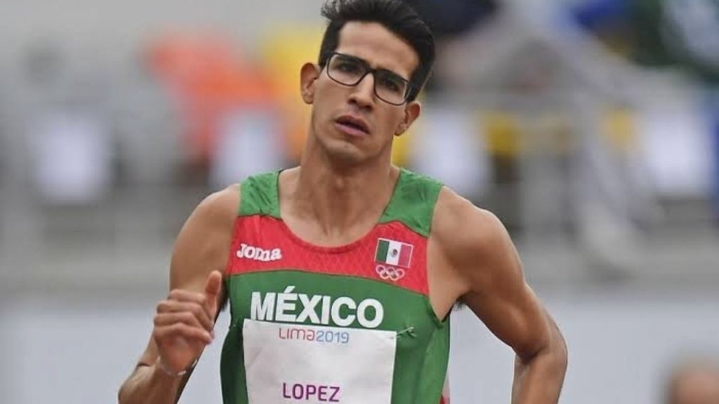 Tokio 2020: Jesús Tonatiú López clasifica a semifinales de atletismo en primer lugar
