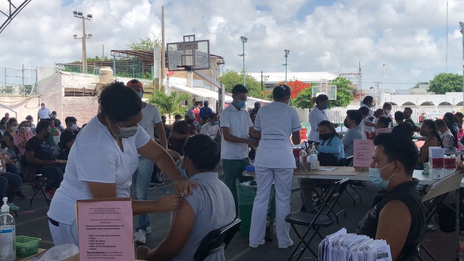 Quintana Roo: Estos municipios iniciarán vacunación anticovid de jóvenes de 18 a 29 años