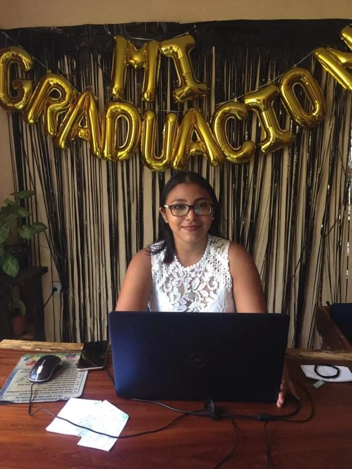 Diaydre Guadalupe trabajó y estudio para lograr su objetivo