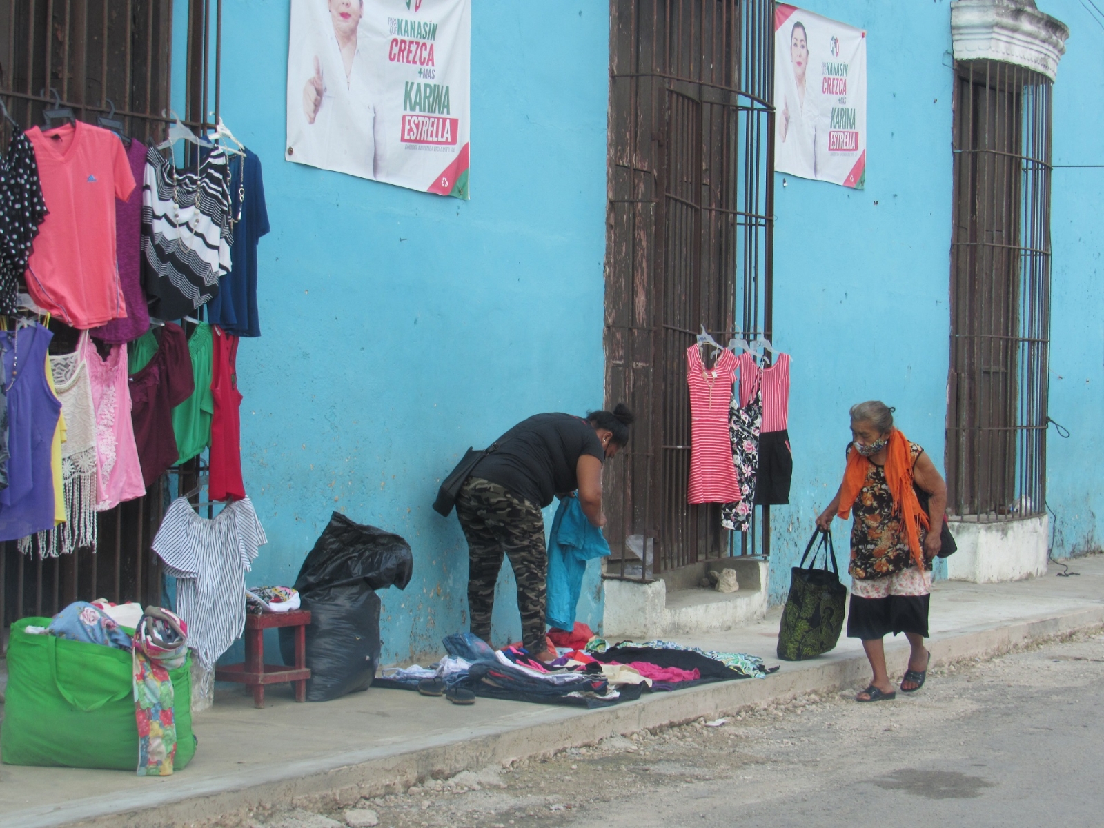 Locatarios de Acanceh en crisis tras cierre del mercado municipal