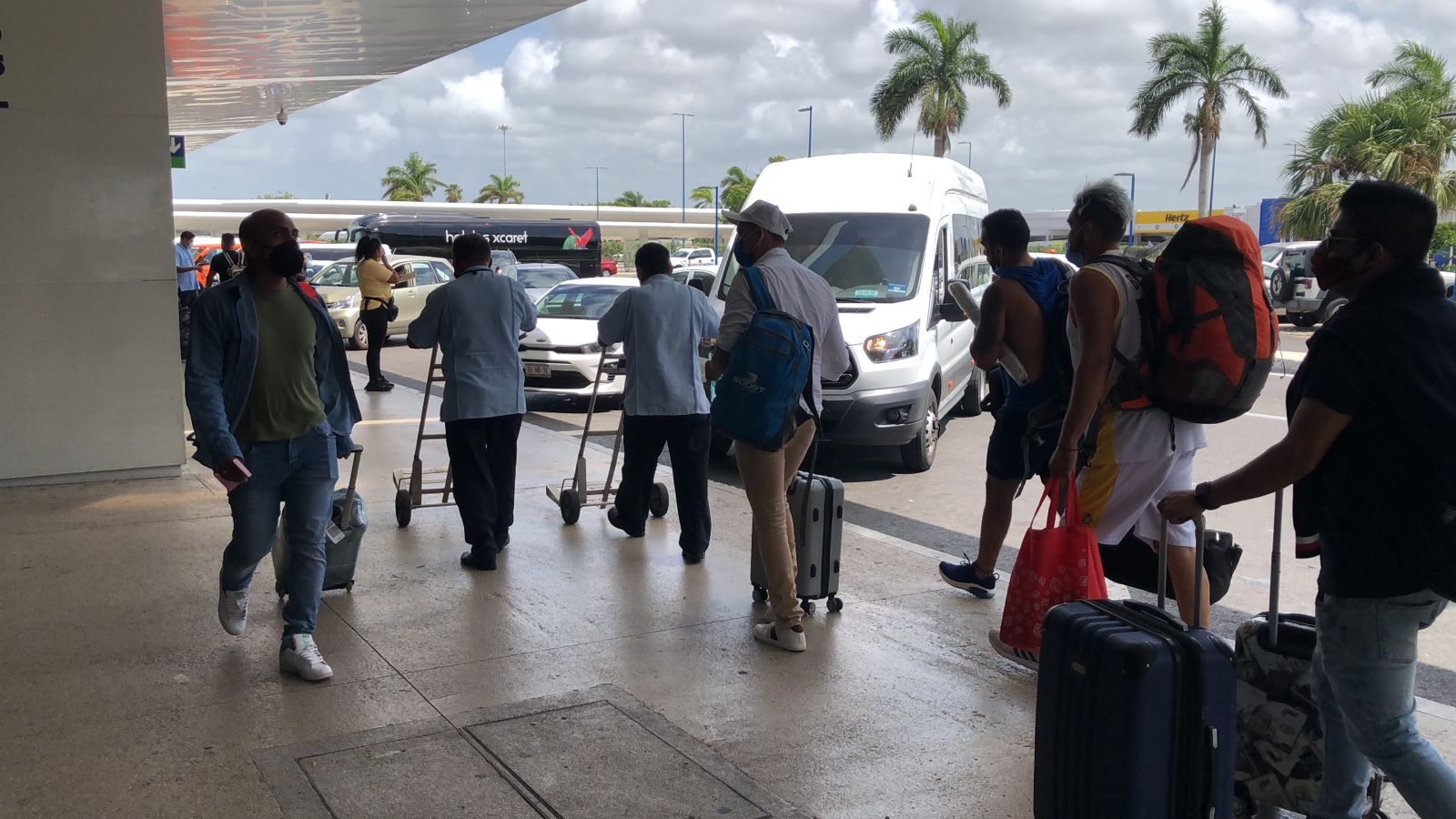 Aeropuerto de Cancún espera la llegada de 140 vuelos internacionales