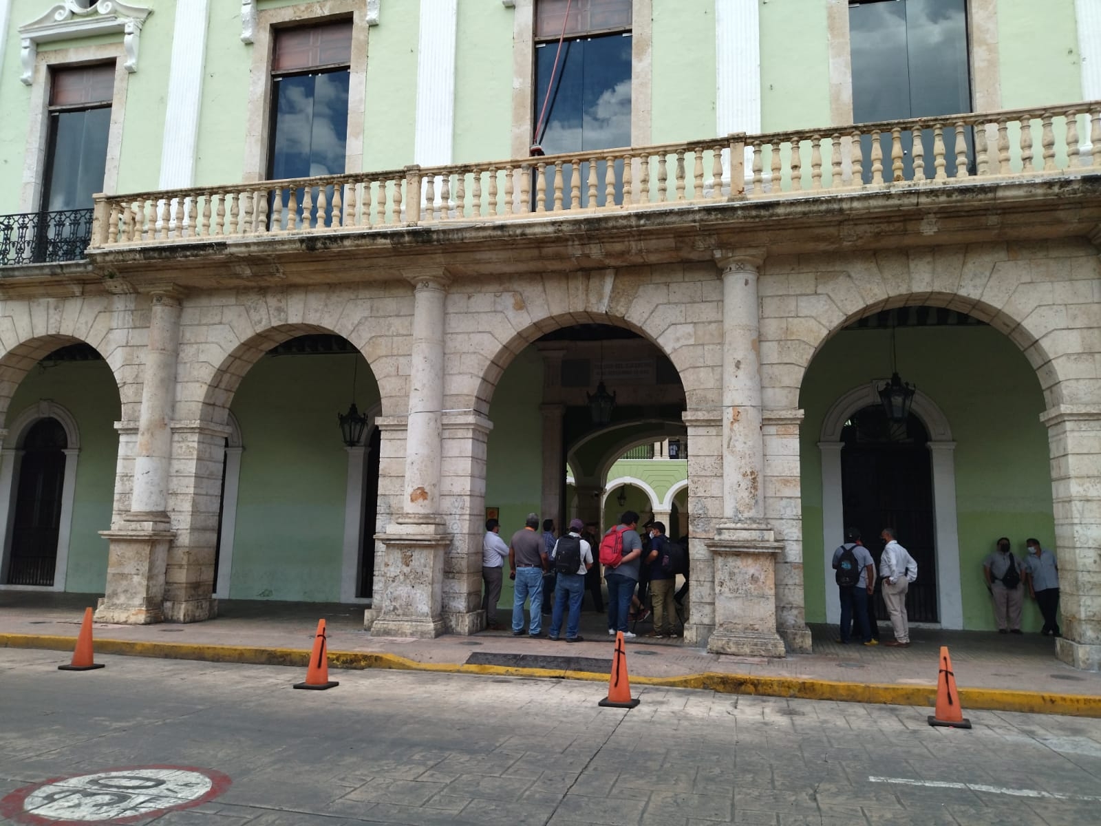 Mauricio Vila sostiene reunión con madre de José Eduardo en Palacio de Gobierno: VIDEO