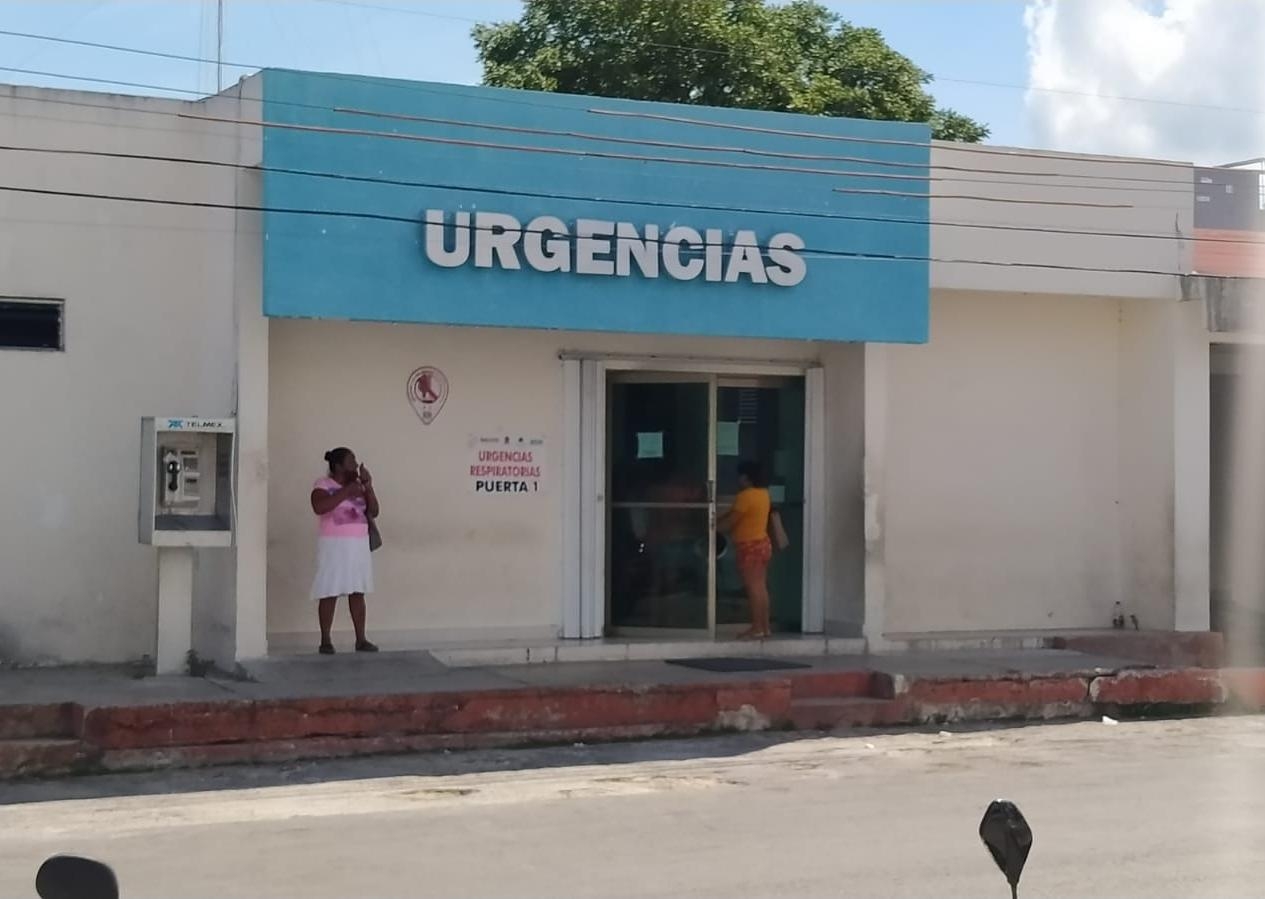 Enfermero se hace pasar por doctor y engaña a familia de paciente COVID en Cozumel