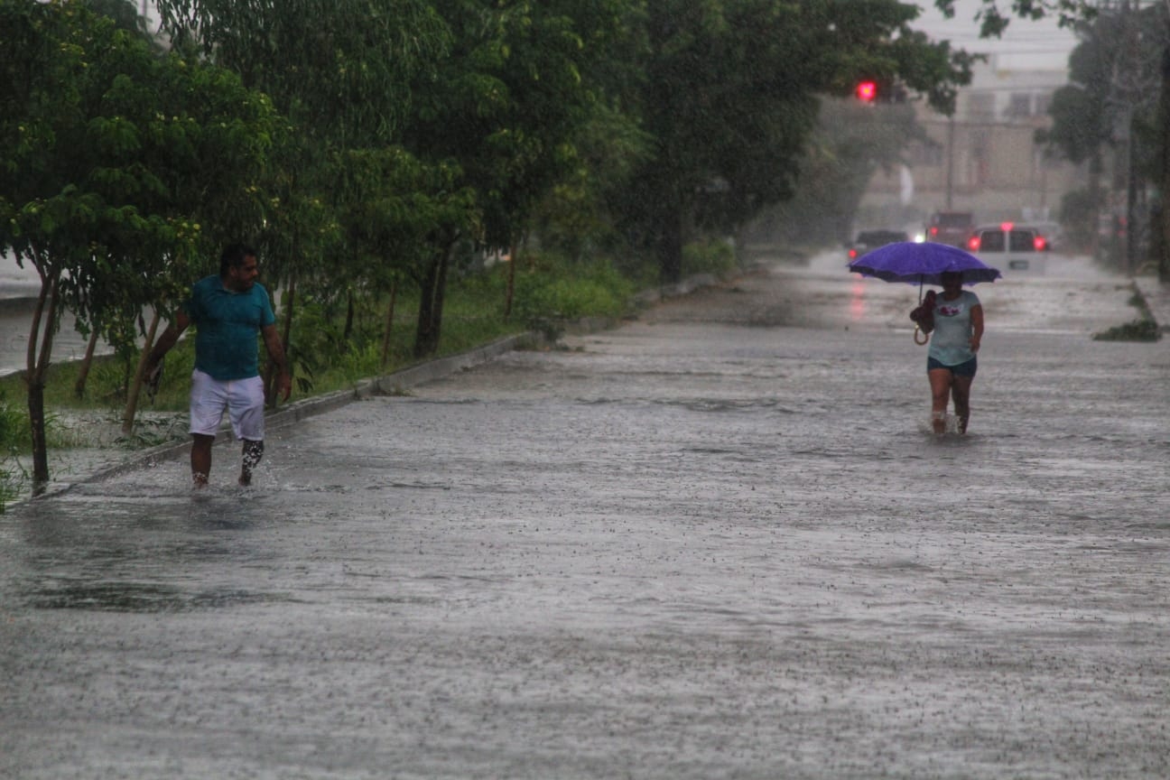 Ciudad del Carmen tendrá un día lluvios con altas temperaturas