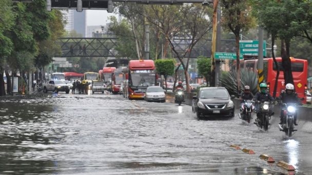 Fuertes lluvias por el Hurácan Grace en la CDMX causan afectaciones