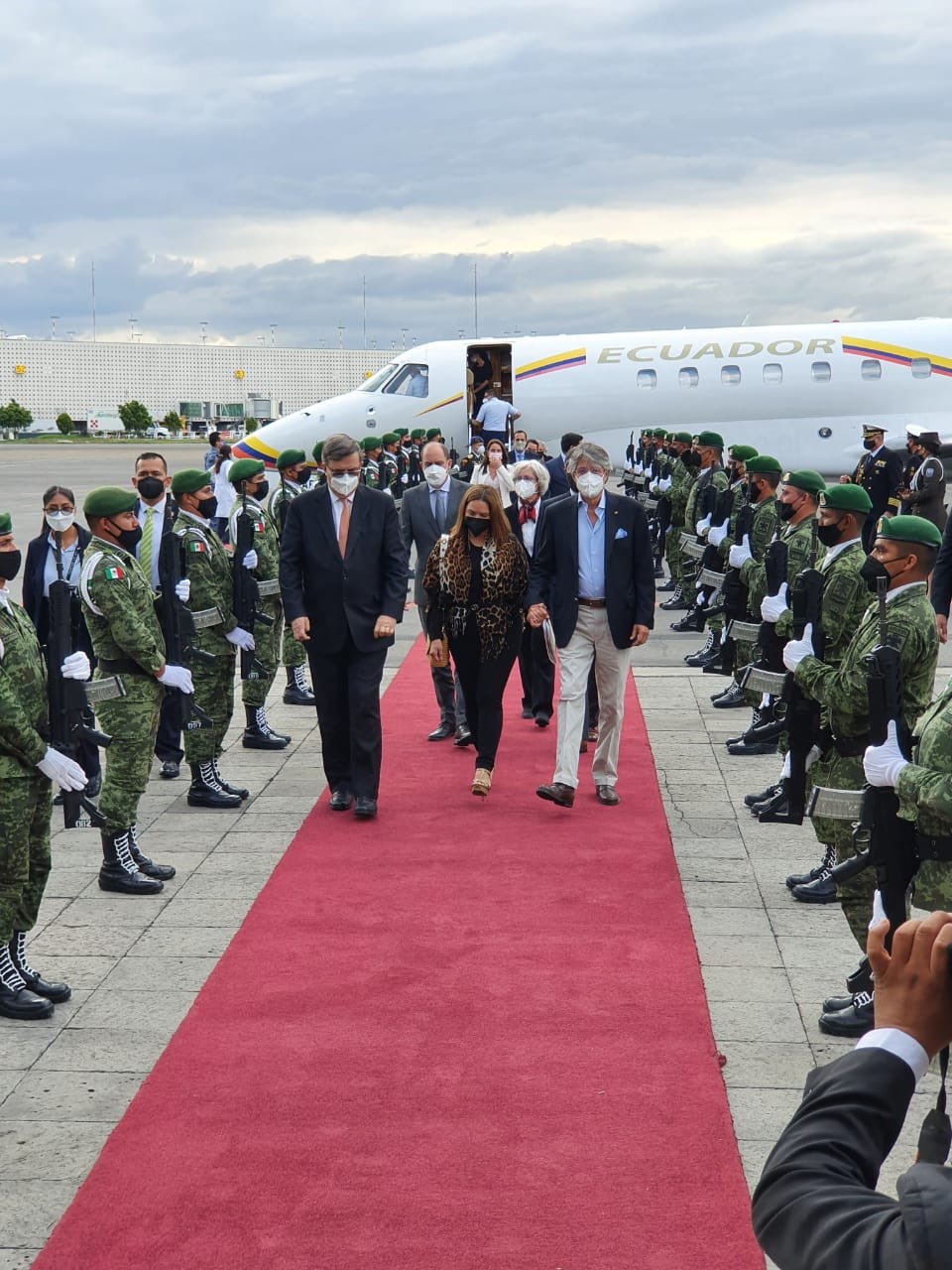 El presidente ecuatoriano asegura que este viaje reforzará las alianzas de México con su país